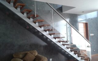 escaleras-acero-inoxidable-barandas-estructuras-metalicas-402701-MPE20393105942_082015-F